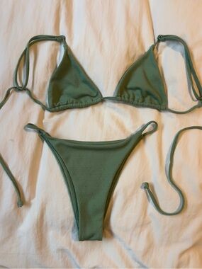 Zaful Olive Green Ribbed Tie Bikini Set